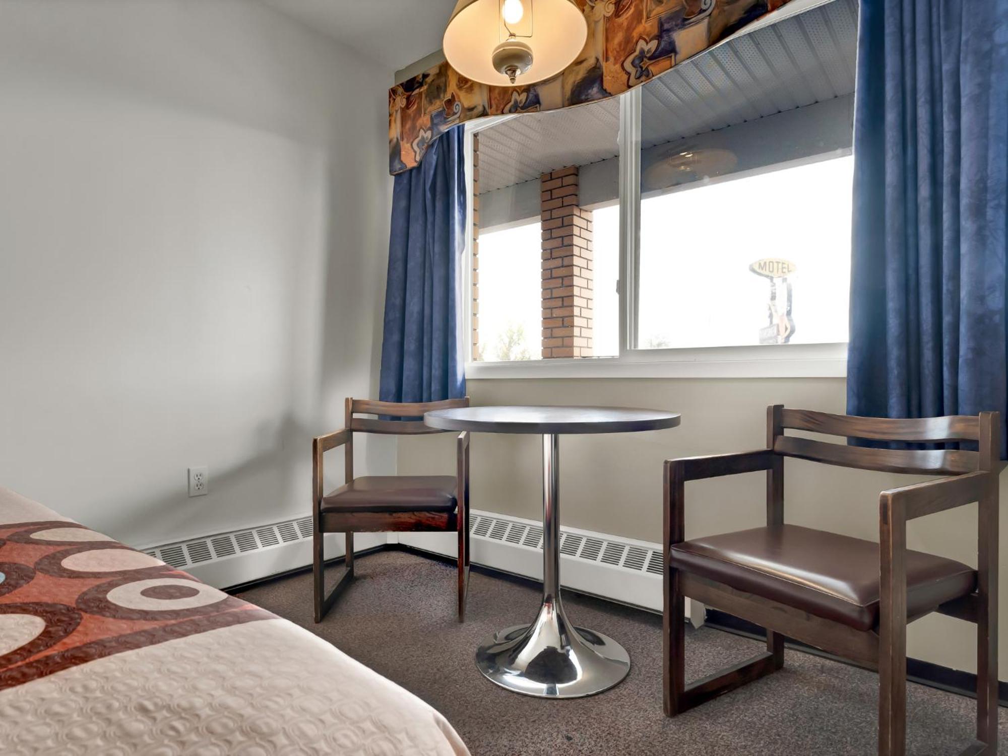 Ranchmen Motel Medicine Hat Exteriör bild