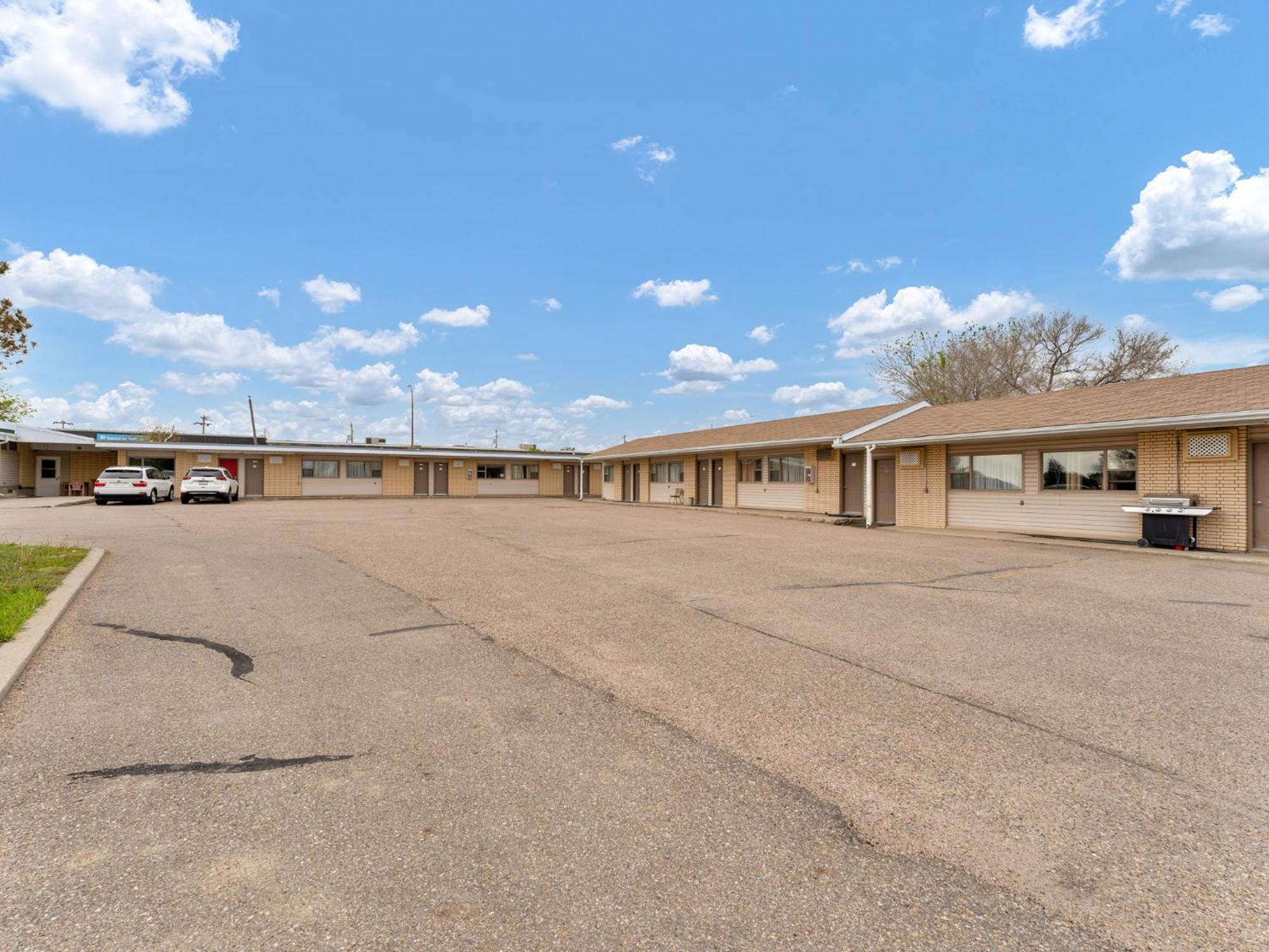 Ranchmen Motel Medicine Hat Exteriör bild