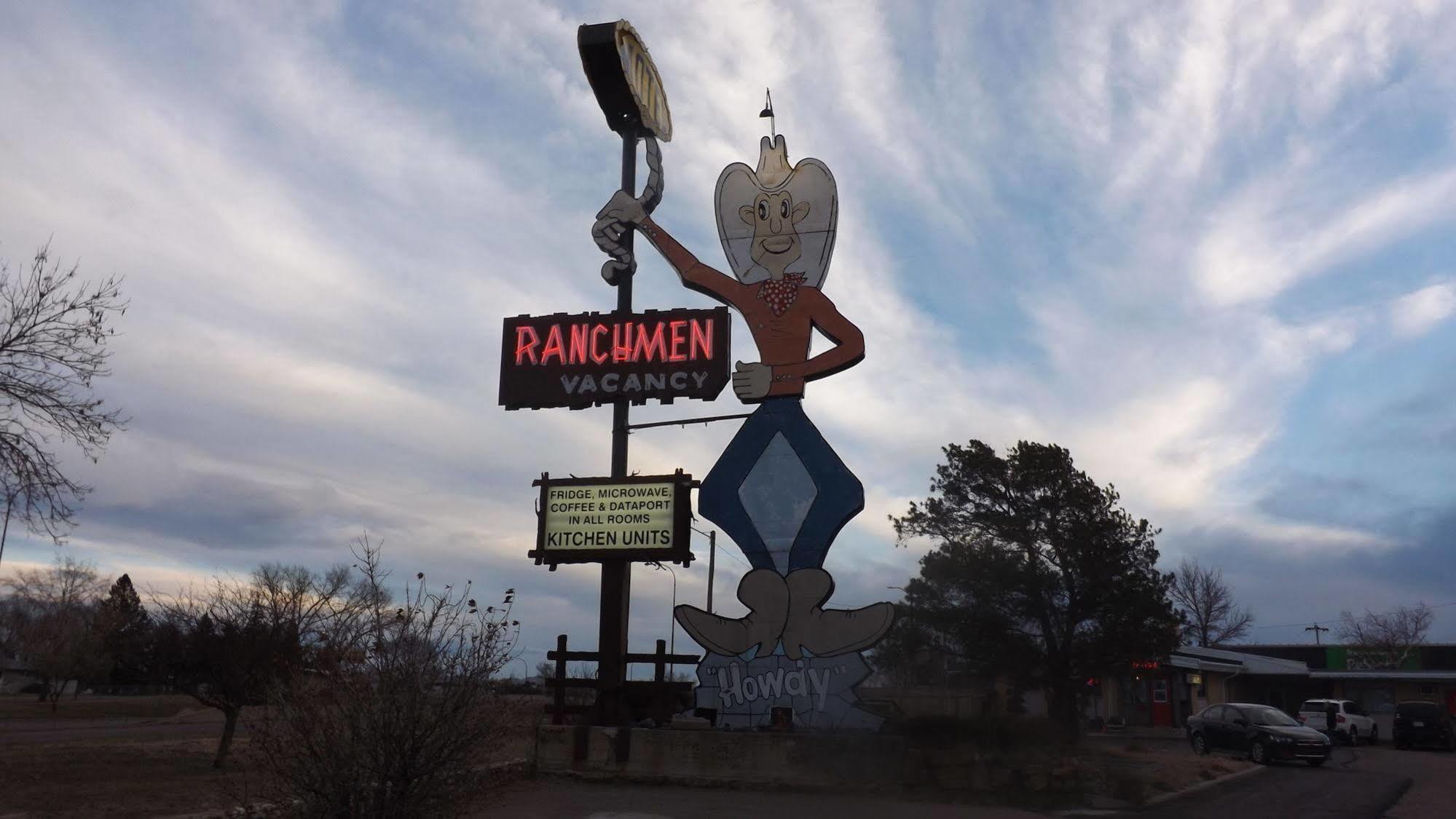 Ranchmen Motel Medicine Hat Exteriör bild
